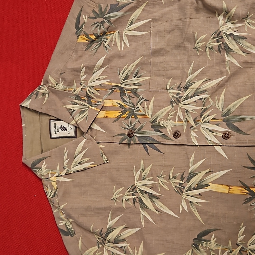 JAMAICA JAXX 'Authentic Island Style' Large tan bamboo palm fronds button EUC - Picture 4 of 10
